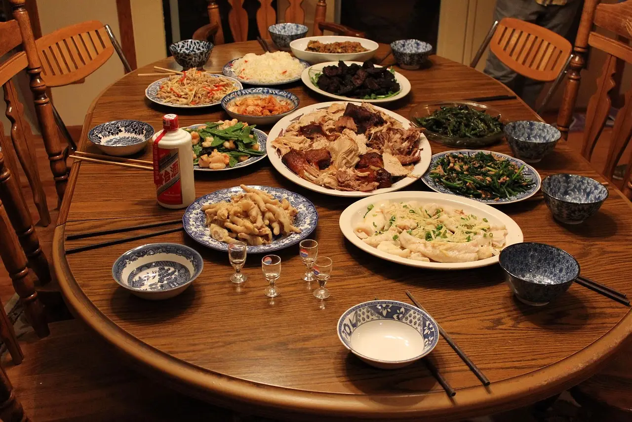 Walmart dishes up holiday meal deal